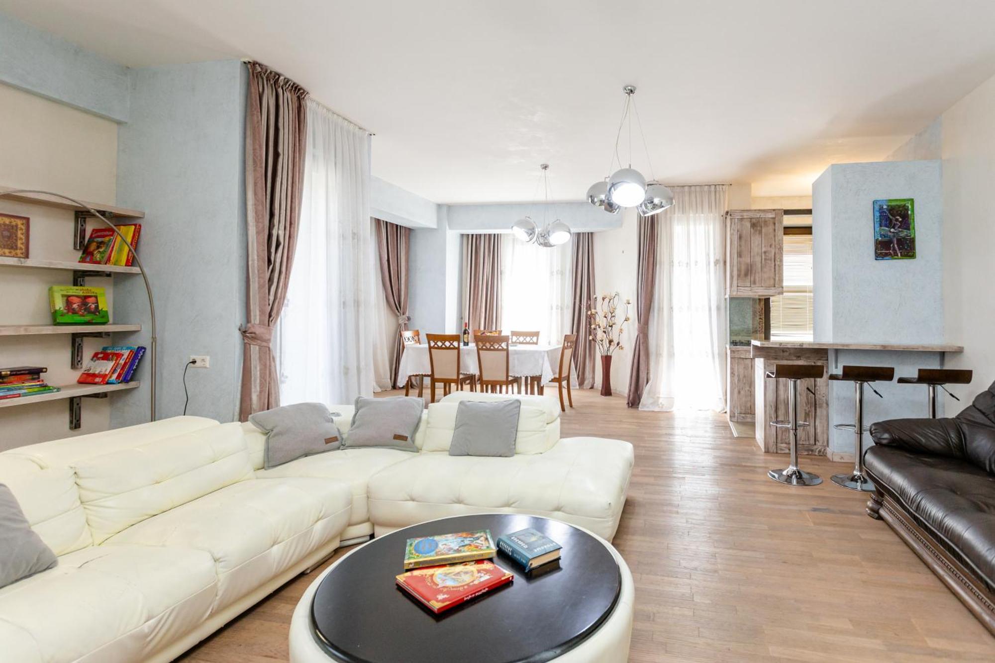 Harmony Place L Тбилиси Екстериор снимка