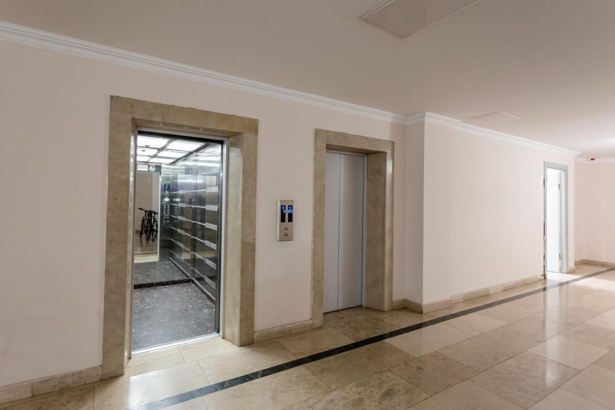 Harmony Place L Тбилиси Екстериор снимка